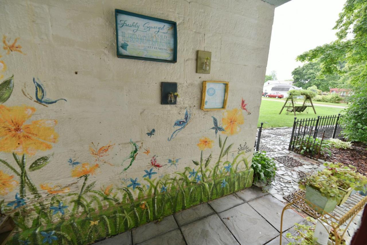 The Pines Of Dresden Bed & Breakfast Екстериор снимка