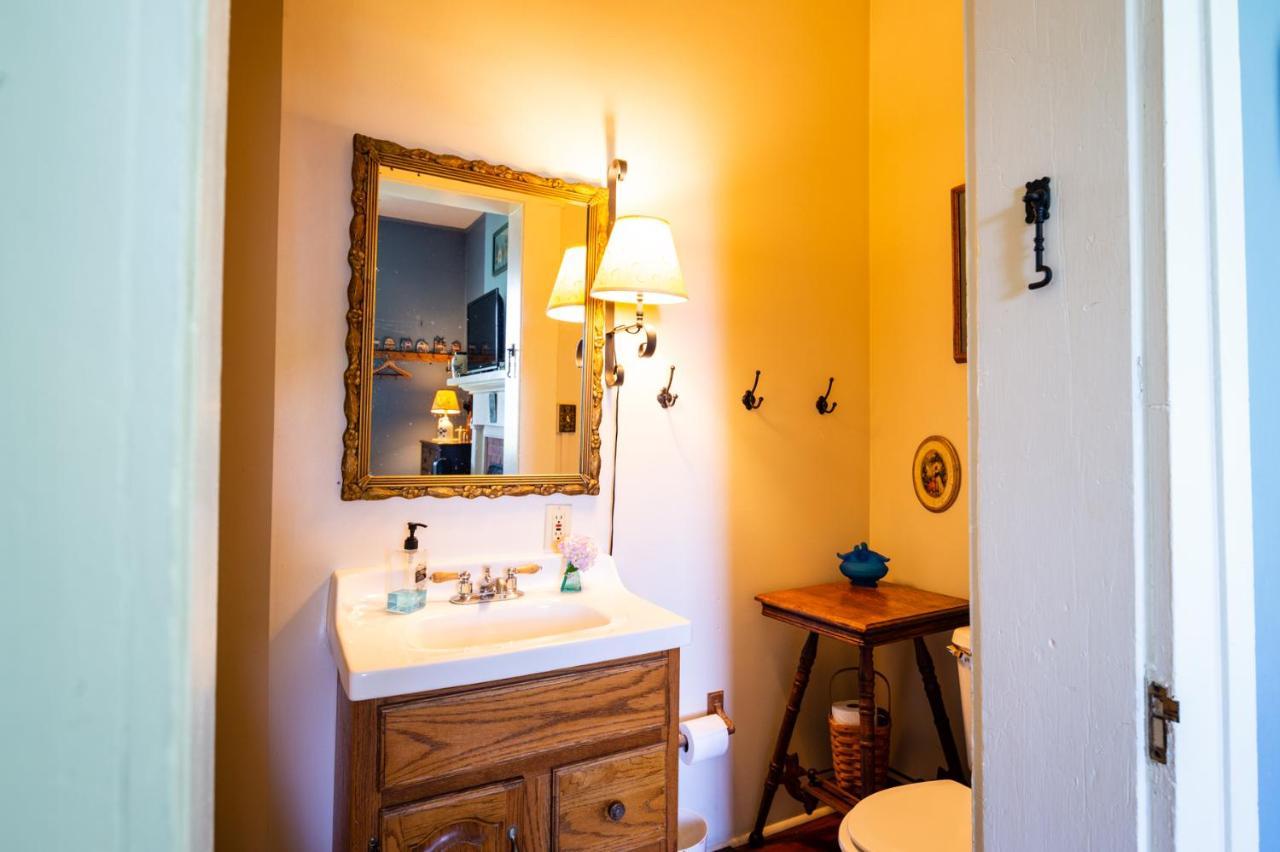 The Pines Of Dresden Bed & Breakfast Екстериор снимка