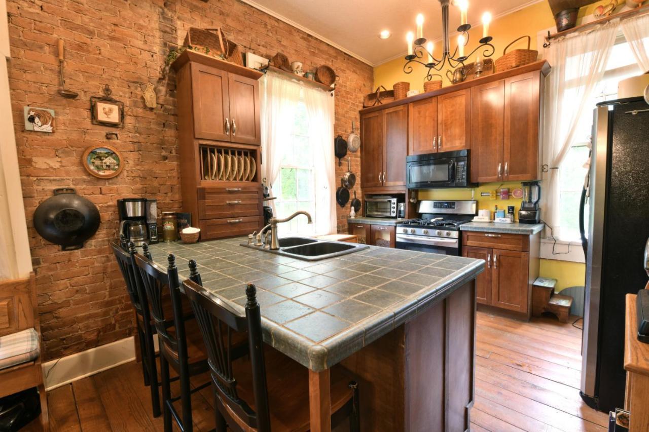 The Pines Of Dresden Bed & Breakfast Екстериор снимка