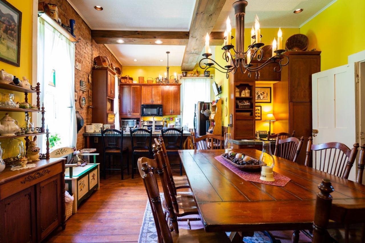 The Pines Of Dresden Bed & Breakfast Екстериор снимка