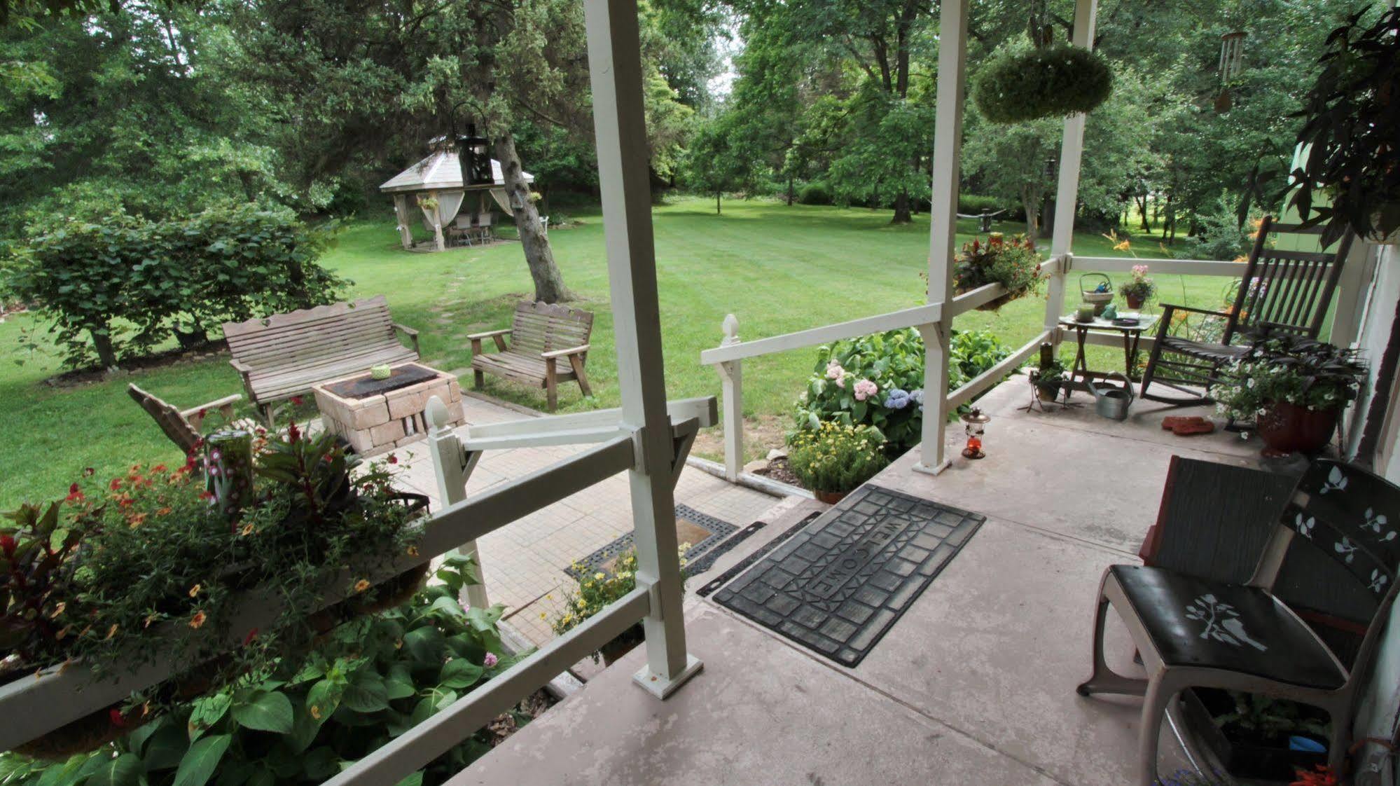 The Pines Of Dresden Bed & Breakfast Екстериор снимка
