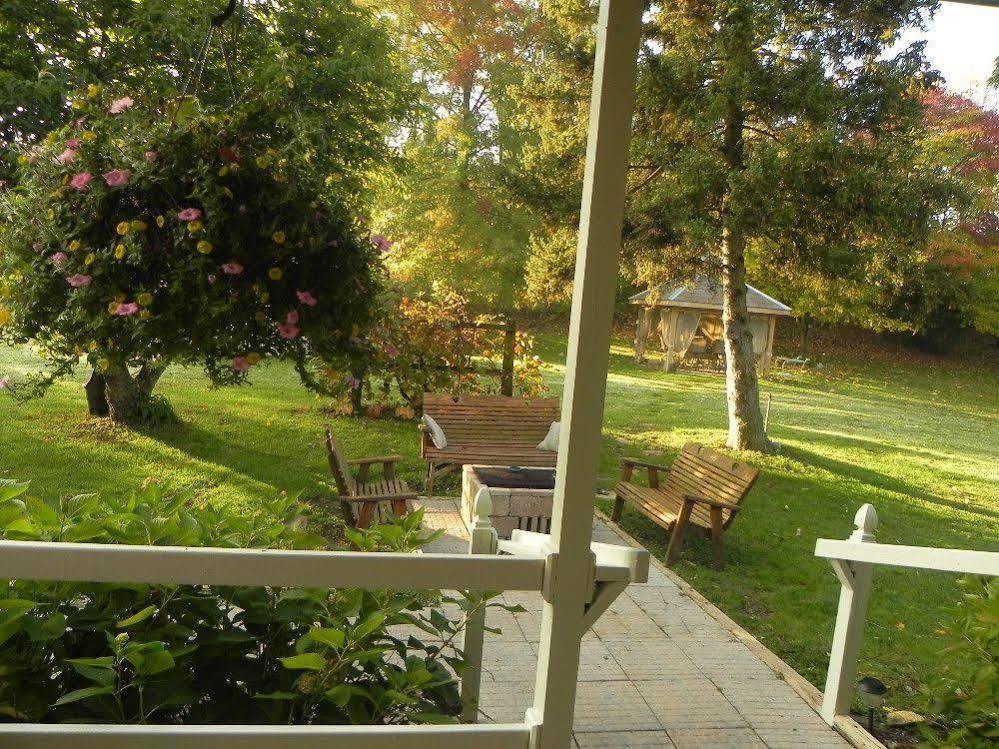 The Pines Of Dresden Bed & Breakfast Екстериор снимка